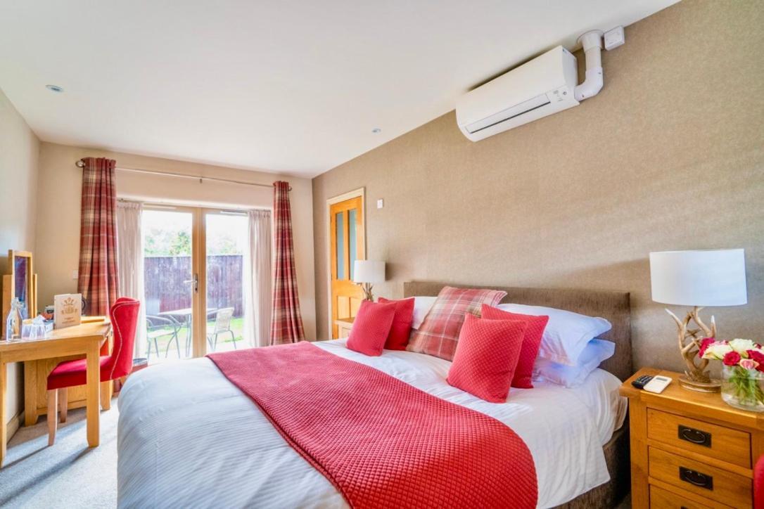 The Honingham Buck Bed and Breakfast Exteriör bild